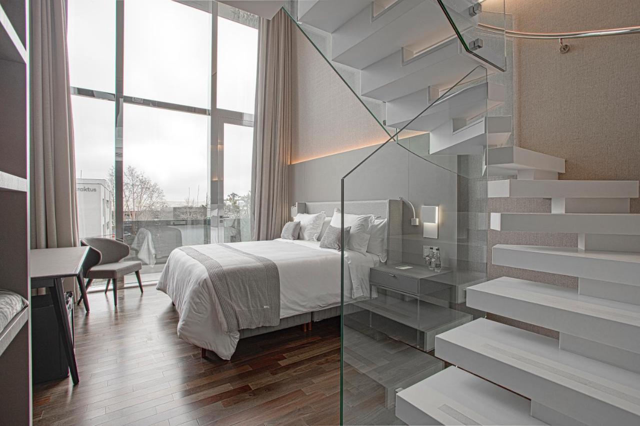Suryaa Hotel Pinhais, Curio Collection By Hilton ภายนอก รูปภาพ