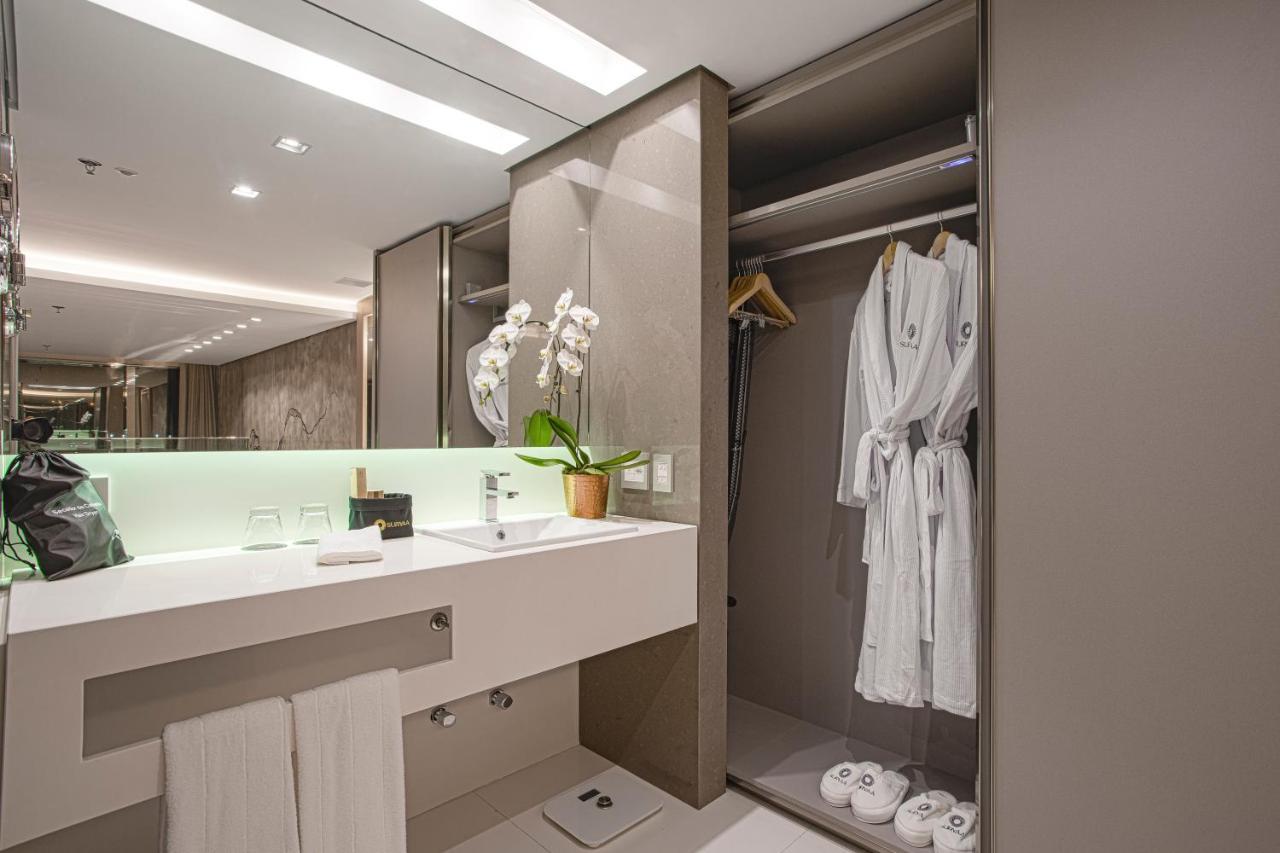 Suryaa Hotel Pinhais, Curio Collection By Hilton ภายนอก รูปภาพ