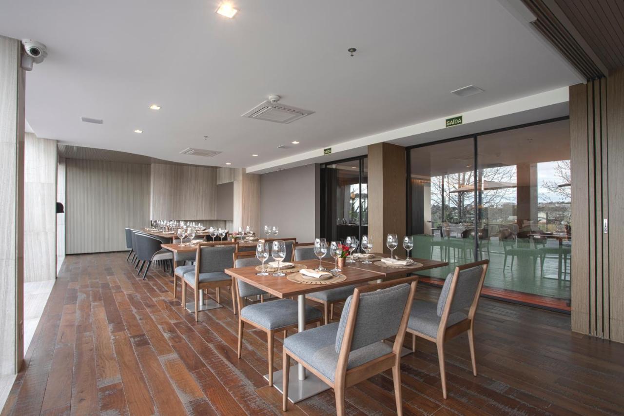Suryaa Hotel Pinhais, Curio Collection By Hilton ภายนอก รูปภาพ
