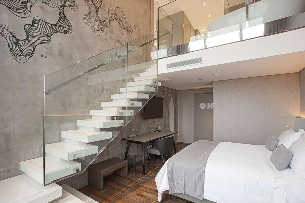 Suryaa Hotel Pinhais, Curio Collection By Hilton ห้อง รูปภาพ