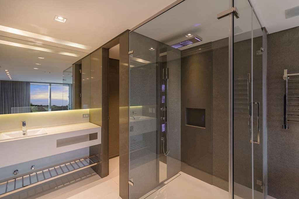 Suryaa Hotel Pinhais, Curio Collection By Hilton ภายนอก รูปภาพ